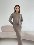 New Knitted Suit For Women's Knitted Yarn For The Autumn/Winter 2025 Soft Open-Fork Sweater Plus T-Shirt With Half-Body Skirt HZ1208